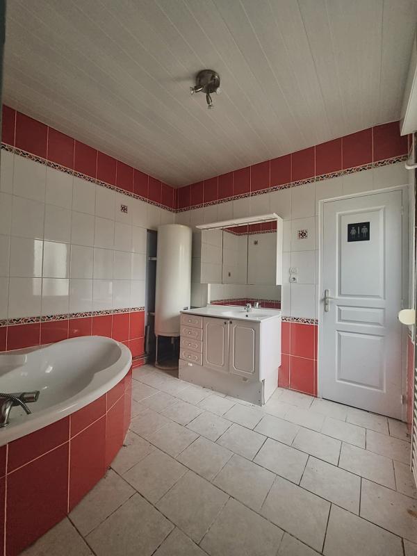 Maison - 163 m² - 6 pièces