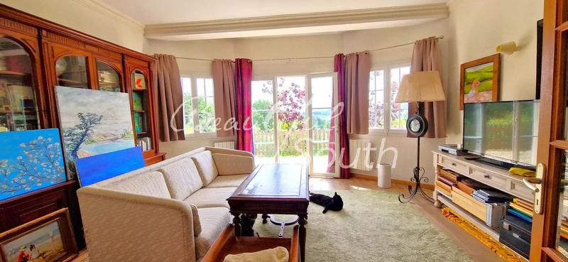 Villa - 210 m² - 6 pièces