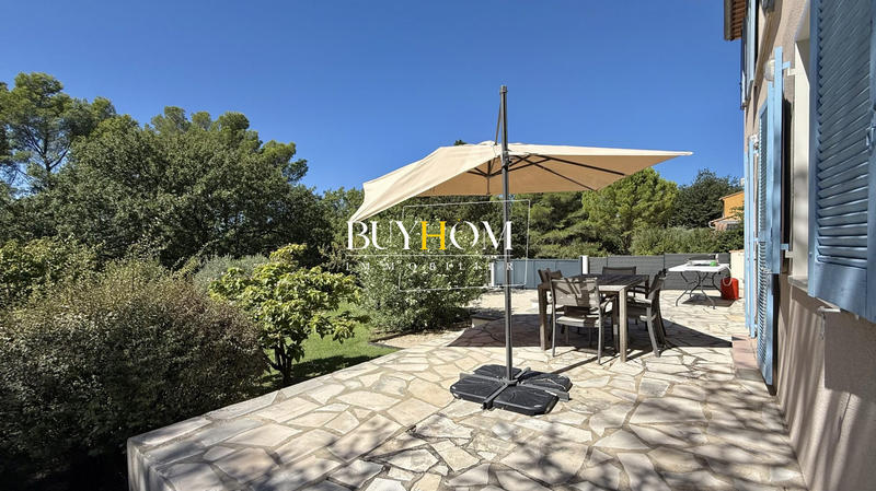 Maison - 177 m² - 5 pièces