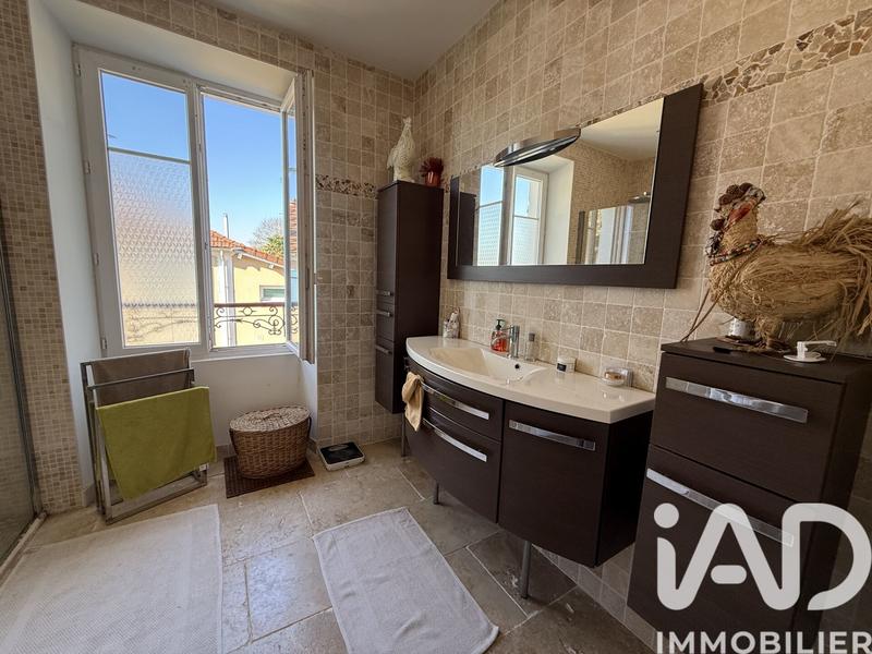 Maison - 190 m² - 8 pièces