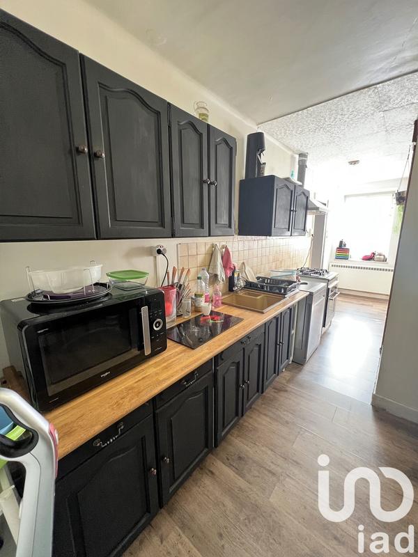 Maison - 186 m² - 7 pièces