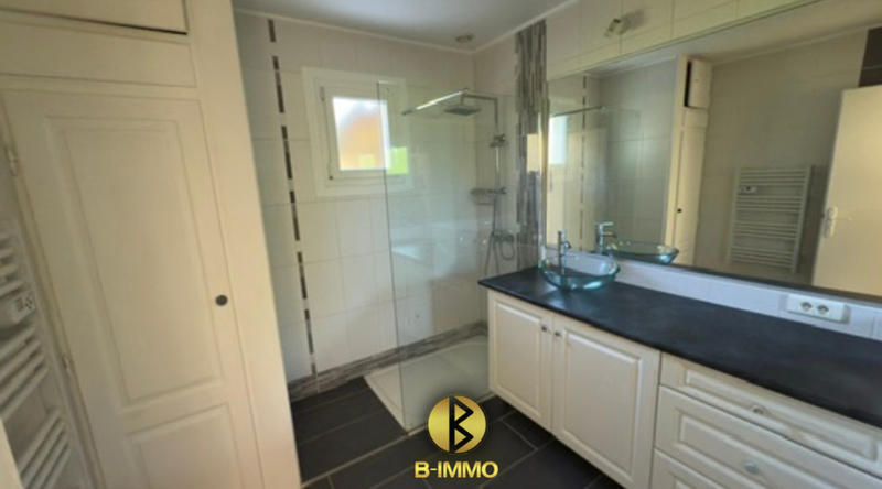 Maison - 104 m² - 5 pièces