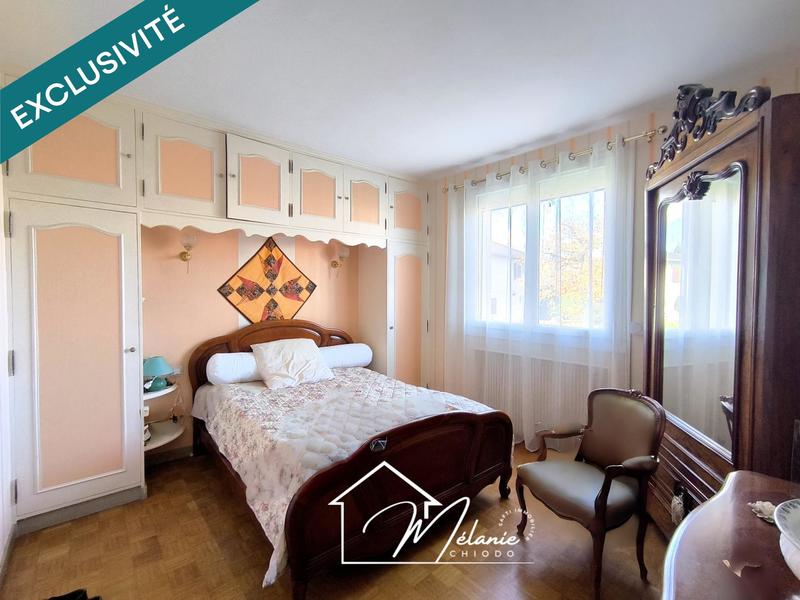 Maison - 181 m² - 7 pièces