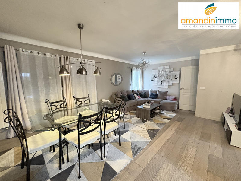 Maison - 75 m² - 6 pièces