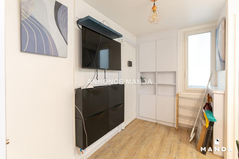 Chambre - 11 m² - 5 pièces