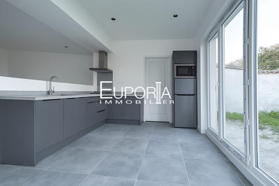 Maison - 130 m² - 4 pièces