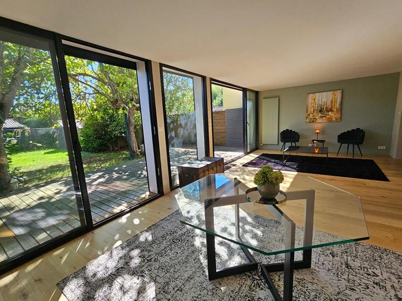 Maison - 152 m² - 7 pièces