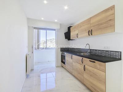 Appartement - 71 m² - 3 pièces