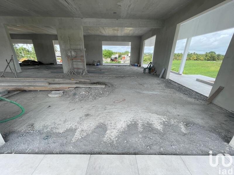 Local commercial - 204 m²