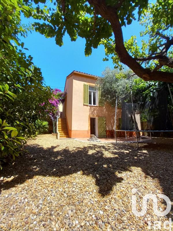 Maison de ville - 130 m² - 9 pièces