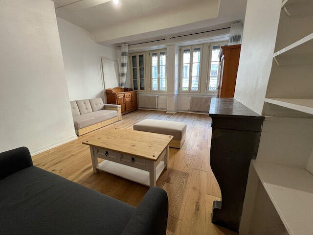 Appartement - 60 m² - 2 pièces