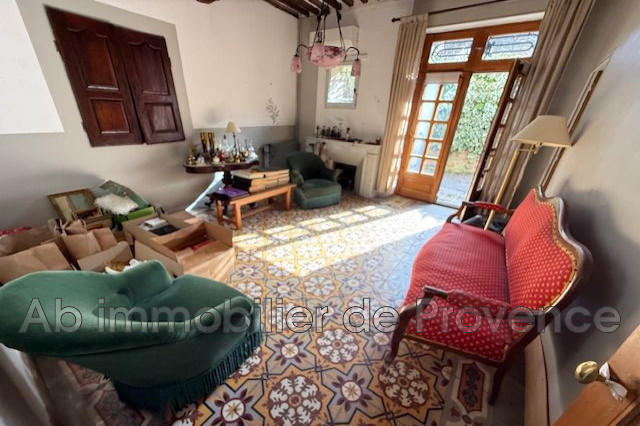 Maison - 104 m² - 5 pièces