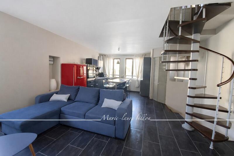 Maison de ville - 85 m² - 3 pièces