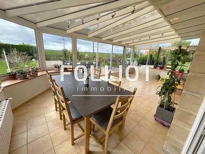 Maison - 170 m² - 9 pièces