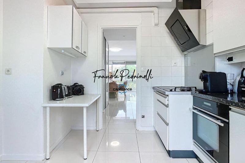 Appartement - 92 m² - 3 pièces