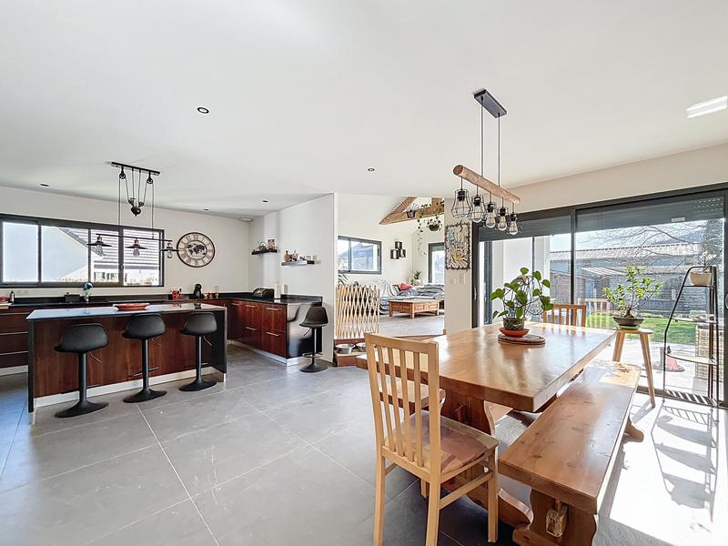 Maison contemporaine - 132 m² - 5 pièces