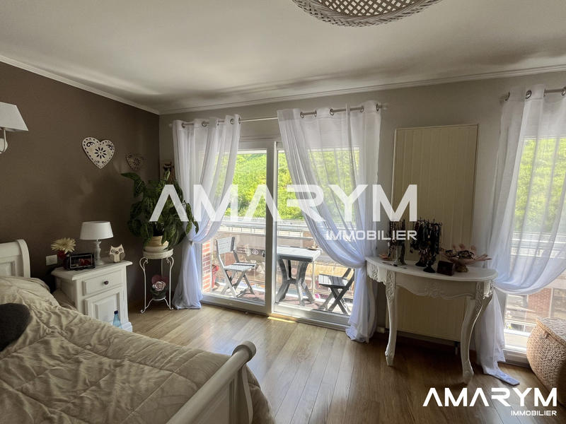 Maison - 178 m² - 5 pièces