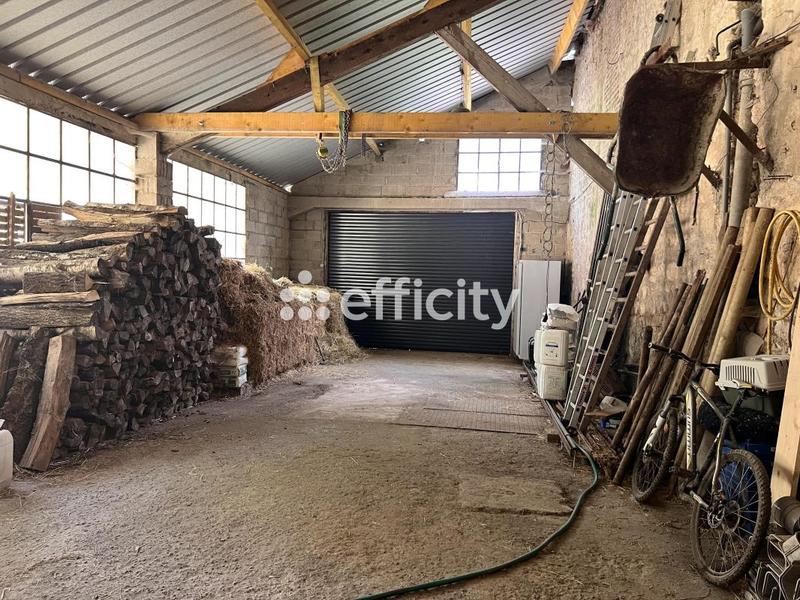 Maison - 211 m² - 9 pièces