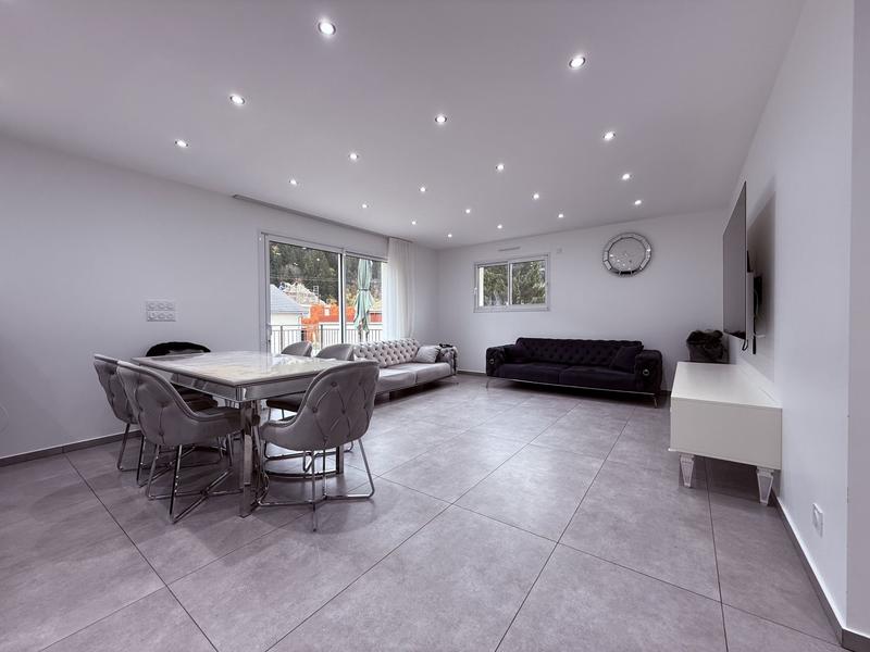 Maison - 103 m² - 4 pièces