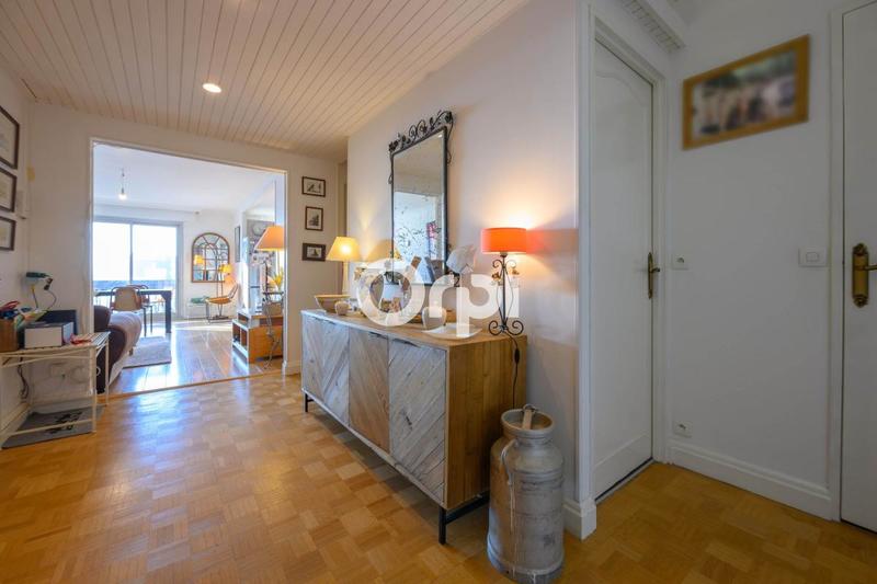 Appartement - 95 m² - 3 pièces