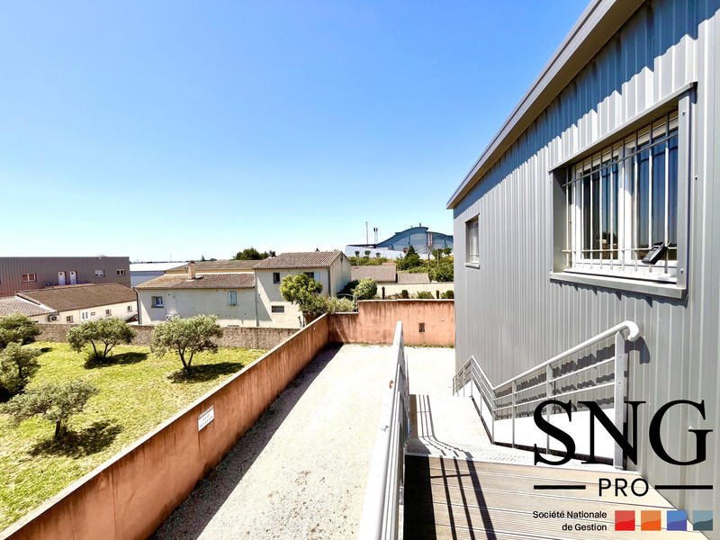 Bureau - 154 m² - 7 pièces