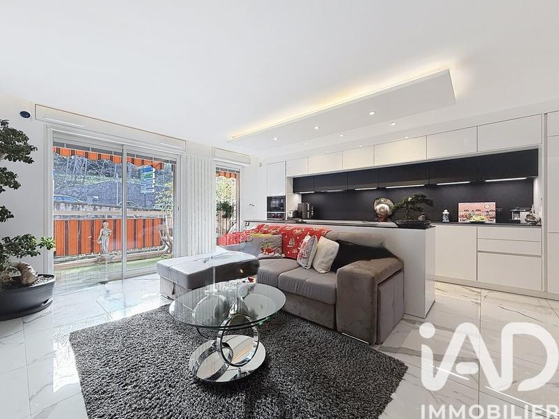 Appartement - 70 m² - 3 pièces