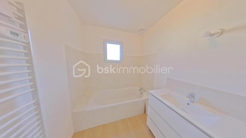 Pavillon - 93 m² - 4 pièces