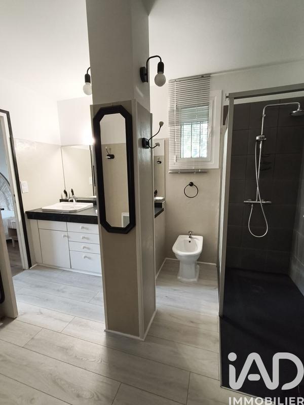 Maison de village - 301 m² - 11 pièces