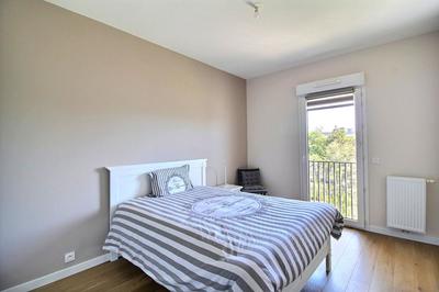 Appartement - 102 m² - 4 pièces