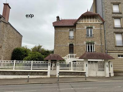 Maison - 134 m² - 7 pièces