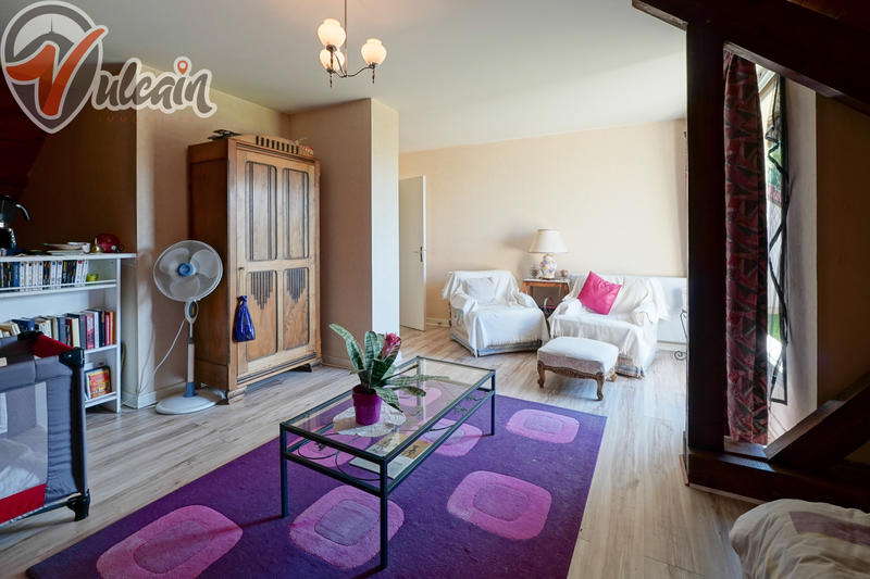 Maison - 207 m² - 5 pièces