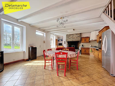 Maison - 120 m² - 4 pièces