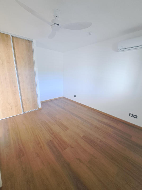 Appartement - 93 m² - 3 pièces