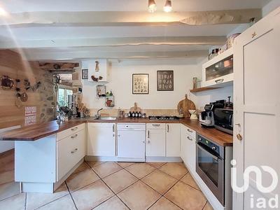 Maison - 144 m² - 7 pièces