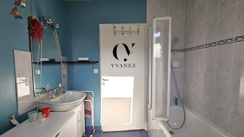 Maison - 95 m² - 5 pièces