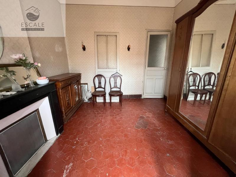 Appartement haussmannien - 80 m² - 3 pièces