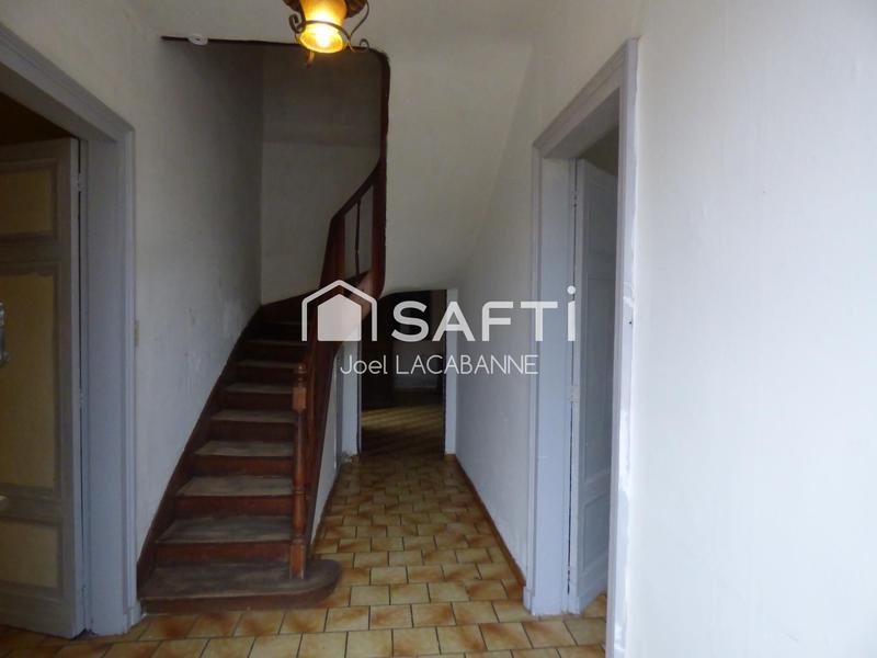 Maison - 180 m² - 8 pièces