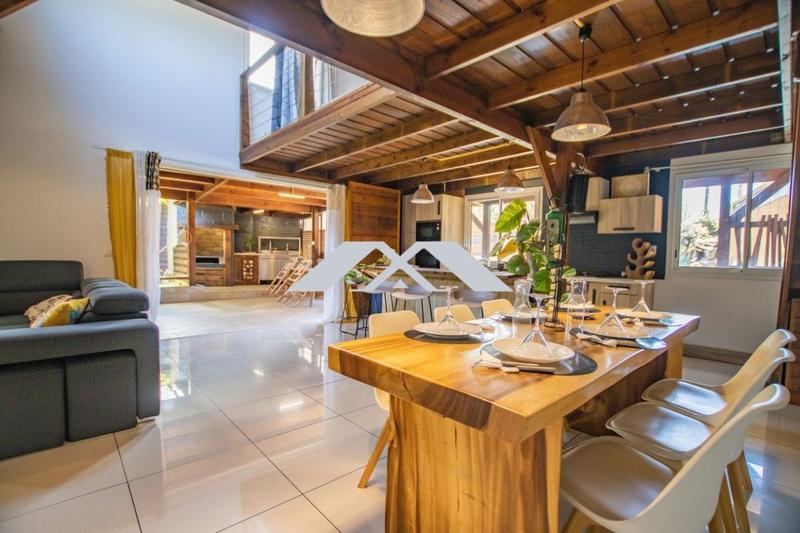 Villa - 104 m² - 4 pièces