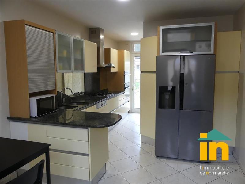 Maison de ville - 276 m² - 9 pièces