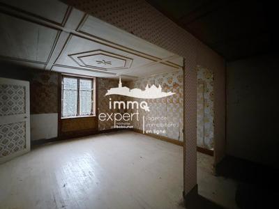 Maison - 245 m² - 4 pièces