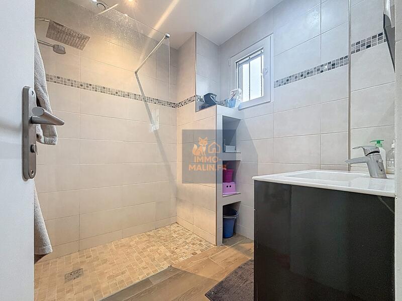 Maison - 140 m² - 5 pièces