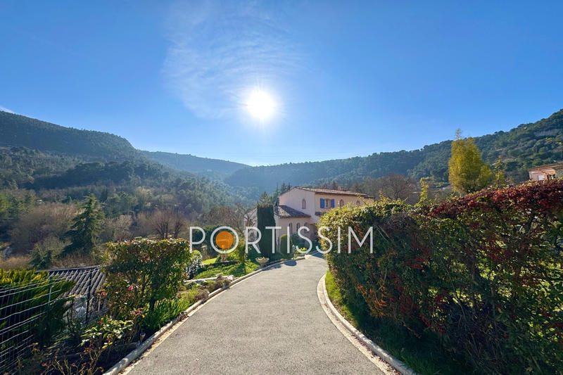 Villa - 150 m² - 4 pièces