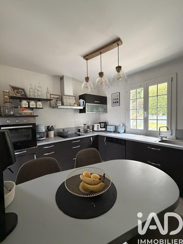 Maison - 142 m² - 6 pièces