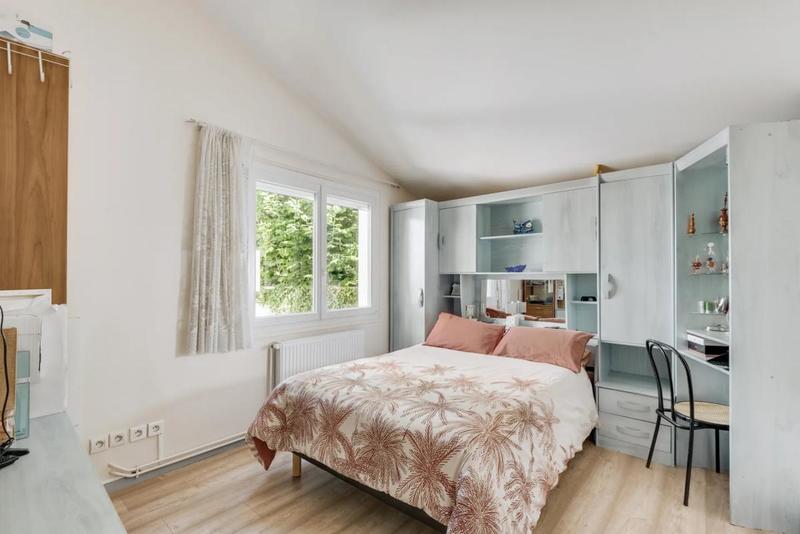 Maison - 172 m² - 9 pièces