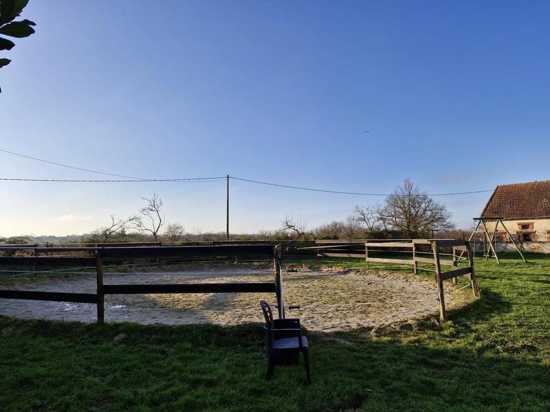 Maison - 310 m² - 15 pièces