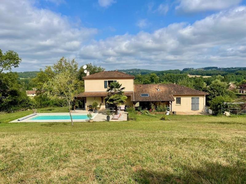 Maison - 175 m² - 5 pièces