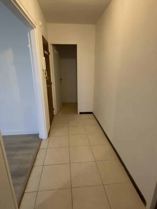 Appartement - 90 m² - 5 pièces