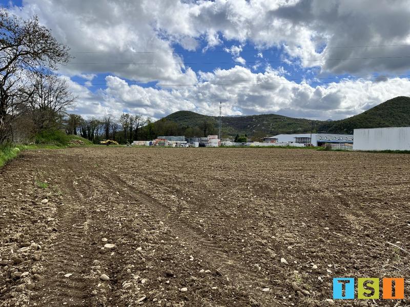 Terrain constructible - 2 760 m²
