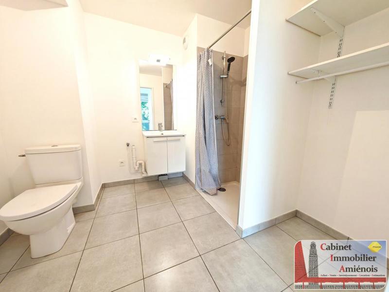 Studio - 30 m² - 1 pièce