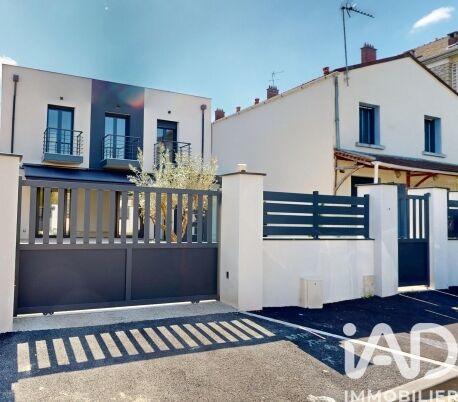 Maison - 110 m² - 5 pièces